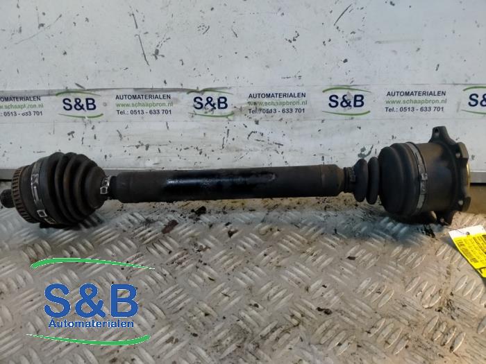 Gebruikte Steekas links-voor Audi A4 (B5) 1.9 TDI Prijs € 70,00 Margeregeling aangeboden door Schaap & Bron