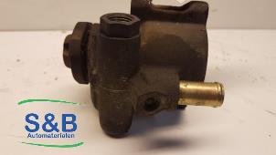 Gebruikte Pomp Servo Volkswagen Polo III (6N2) 1.4 Prijs € 30,00 Margeregeling aangeboden door Schaap & Bron