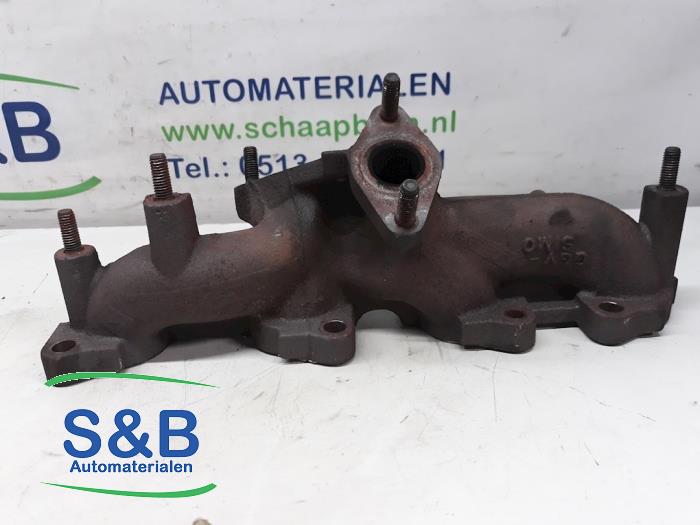 Gebruikte Uitlaatspruitstuk Audi A4 Avant (B7) 2.0 TDI 16V Prijs € 100,00 Margeregeling aangeboden door Schaap & Bron