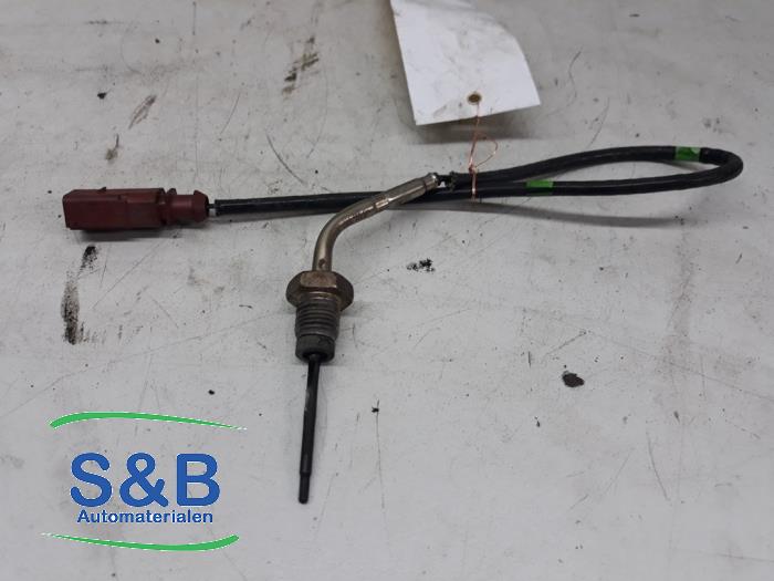 Gebruikte Uitlaat temperatuursensor Skoda Fabia III (NJ3) Prijs € 45,00 Margeregeling aangeboden door Schaap & Bron
