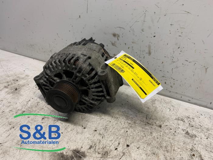 Dynamo van een Audi A4 (B7) 1.8 T 20V 2006