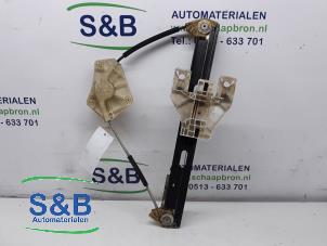 Gebruikte Ruitmechaniek 4Deurs links-achter Seat Leon (5FB) 1.6 TDI Ecomotive 16V Prijs € 30,00 Margeregeling aangeboden door Schaap & Bron