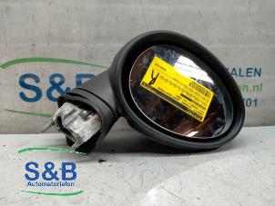 Gebruikte Buitenspiegel rechts Mini Mini (R56) 1.6 16V Cooper S Prijs € 50,00 Margeregeling aangeboden door Schaap & Bron