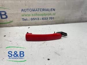 Gebruikte Deurgreep 2Deurs links Volkswagen Lupo (6X1) 1.2 TDI 3L Prijs € 12,50 Margeregeling aangeboden door Schaap & Bron