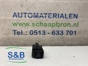 Gebruikte Schakelaar ESP Seat Leon (1P1) 1.9 TDI 105 Prijs € 10,00 Margeregeling aangeboden door Schaap & Bron