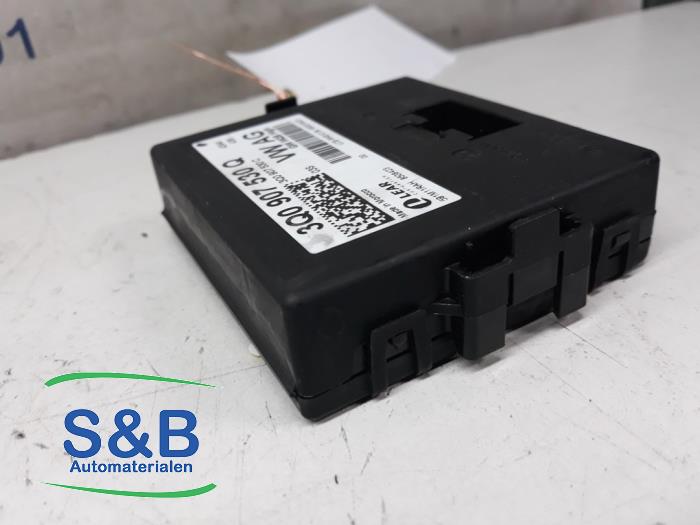 Gateway module van een Volkswagen Polo VI (AW1) 1.0 TSI 12V 2019