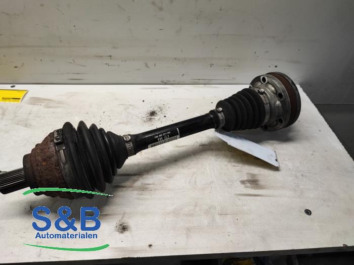 Gebruikte Aandrijfas links-voor Audi S3 (8P1) S3 2.0 T FSI 16V Prijs € 80,00 Margeregeling aangeboden door Schaap & Bron