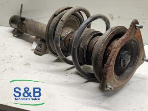 Gebruikte Mac Phersonpoot rechts-voor BMW Mini One/Cooper (R50) 1.6 16V Cooper Prijs € 45,00 Margeregeling aangeboden door Schaap & Bron