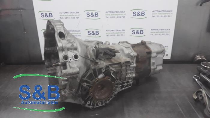 Gebruikte Versnellingsbak Volkswagen Passat (3B3) 1.9 TDI 130 Prijs € 400,00 Margeregeling aangeboden door Schaap & Bron