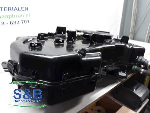 Gebruikte Adblue tank Volkswagen Transporter T6 2.0 TDI 150 Prijs € 250,00 Margeregeling aangeboden door Schaap & Bron