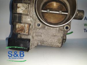 Gebruikte Gasklephuis Volkswagen Golf IV Variant (1J5) 1.6 FSI 16V Prijs € 30,00 Margeregeling aangeboden door Schaap & Bron