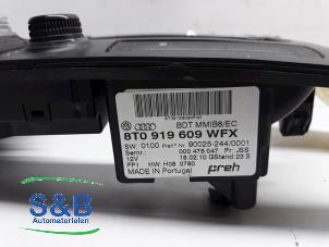 Gebruikte Regelunit Multi Media Audi A4 (B8) 2.0 TFSI 16V Prijs € 59,99 Margeregeling aangeboden door Schaap & Bron