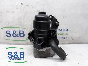 Gebruikte Oliefilterhuis Volkswagen Transporter/Caravelle T6 2.0 TDI 4Motion Prijs € 80,00 Margeregeling aangeboden door Schaap & Bron