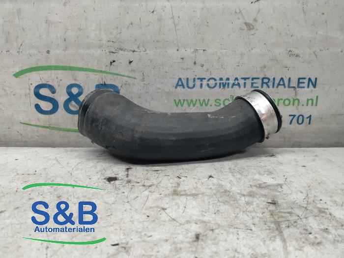 Gebruikte Intercooler Slang Volkswagen Multivan T5 (7E/7HC/7HF/7HM) 2.0 TDI 4Motion Prijs € 15,00 Margeregeling aangeboden door Schaap & Bron