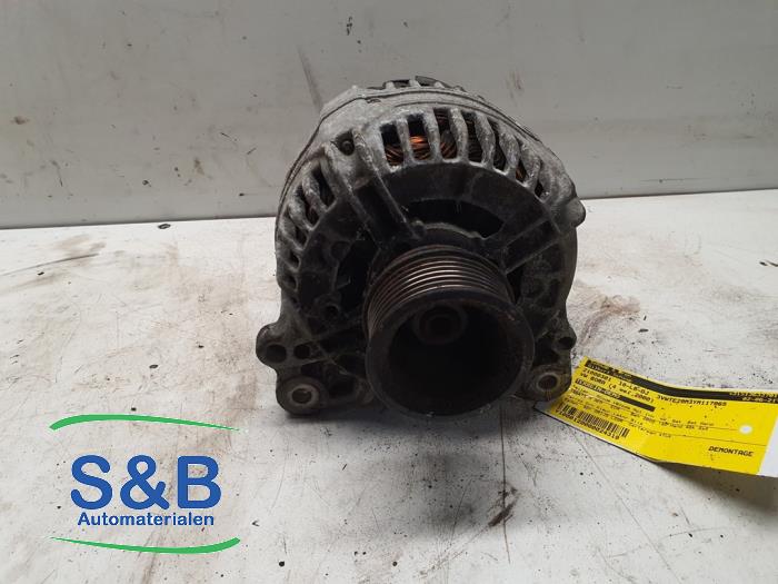 Gebruikte Dynamo Volkswagen Bora (1J2) Prijs € 60,00 Margeregeling aangeboden door Schaap & Bron
