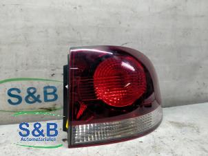 Gebruikte Achterlicht rechts Volkswagen Touareg (7LA/7L6) 2.5 TDI R5 Prijs € 40,00 Margeregeling aangeboden door Schaap & Bron