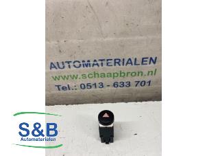 Gebruikte Gevarenlicht Schakelaar Seat Altea (5P1) 1.6 Prijs € 10,00 Margeregeling aangeboden door Schaap & Bron