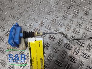 Gebruikte Schakelaar Centr. Deurvergrendeling Audi 100 (C3) 2.0 E Prijs € 20,00 Margeregeling aangeboden door Schaap & Bron