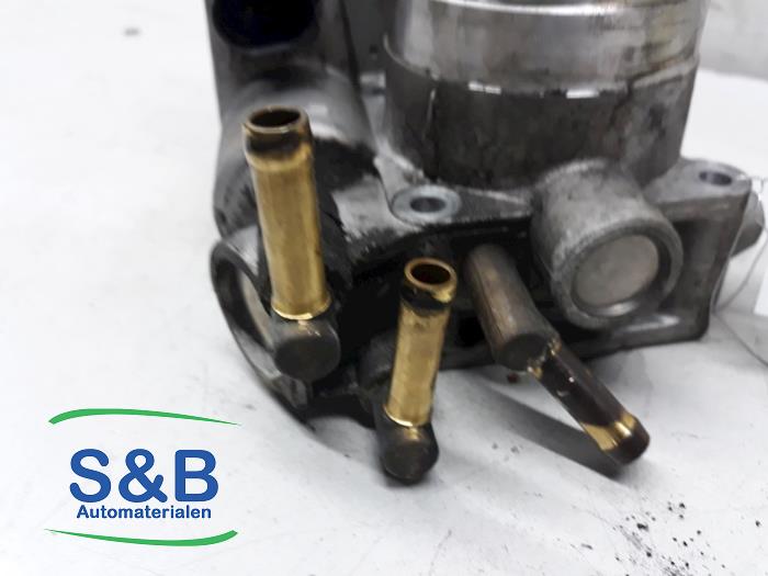 Gebruikte Gasklephuis Skoda Octavia (1Z3) 1.6 MPI Prijs € 60,00 Margeregeling aangeboden door Schaap & Bron