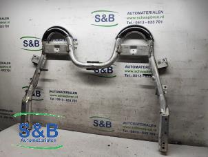 Gebruikte Rolbeugel Austin Mini Open (R52) 1.6 16V Cooper S Prijs € 150,00 Margeregeling aangeboden door Schaap & Bron