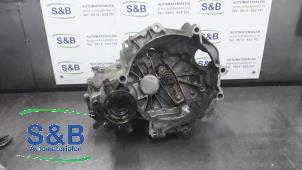 Gebruikte Versnellingsbak Volkswagen Polo IV (9N1/2/3) 1.2 12V Prijs € 150,00 Margeregeling aangeboden door Schaap & Bron