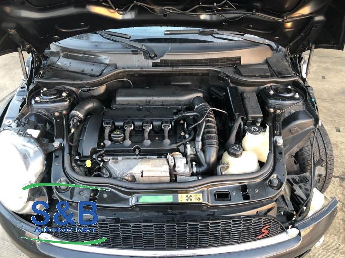 Gebruikte Versnellingsbak Mini Clubman (R55) 1.6 16V Cooper S Prijs € 450,00 Margeregeling aangeboden door Schaap & Bron