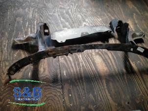 Gebruikte Voorfront Volkswagen Transporter/Caravelle T5 1.9 TDi Prijs € 125,00 Margeregeling aangeboden door Schaap & Bron