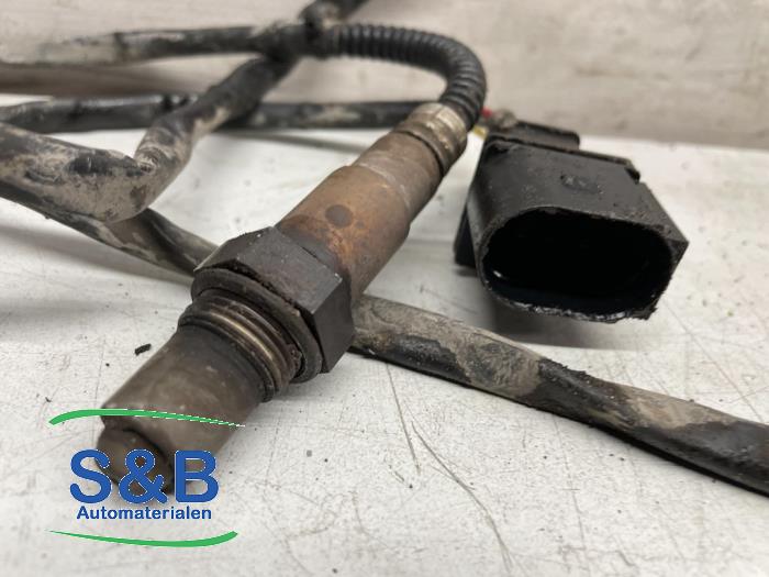 Lambda Sonde van een Volkswagen Golf IV (1J1) 1.4 16V 2005