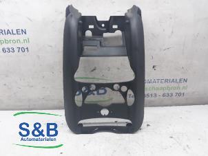 Gebruikte Middenconsoles Mini Mini (R56) 1.6 16V Cooper S Prijs € 25,00 Margeregeling aangeboden door Schaap & Bron