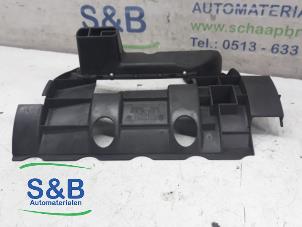 Gebruikte Afdekplaat diversen Volkswagen Passat (3B3) Prijs € 10,00 Margeregeling aangeboden door Schaap & Bron