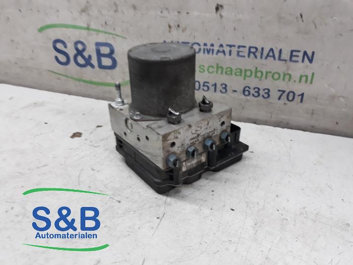 Gebruikte ABS Pomp Audi A6 (C6) 2.0 TDI 16V Prijs € 250,00 Margeregeling aangeboden door Schaap & Bron