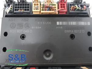 Boordcomputer van een Skoda Fabia (6Y5) 2.0i 2006