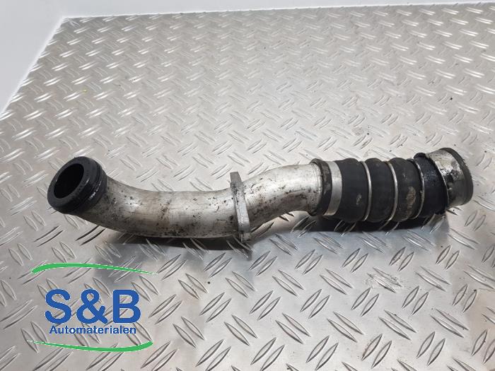 Gebruikte Intercooler Buis BMW 3 serie (E90) 318d 16V Prijs € 75,00 Margeregeling aangeboden door Schaap & Bron