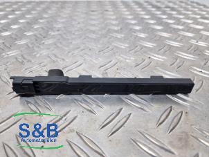 Gebruikte Keyless entry antenne Peugeot 208 II (UB/UH/UP) 1.2 Vti 12V PureTech 100 Prijs € 40,00 Margeregeling aangeboden door Schaap & Bron