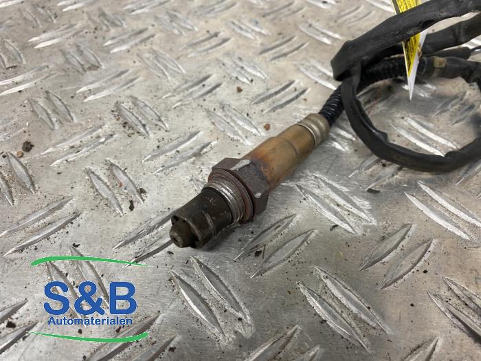 Lambda Sonde van een Audi A4 Avant (B6) 2.4 V6 30V 2002