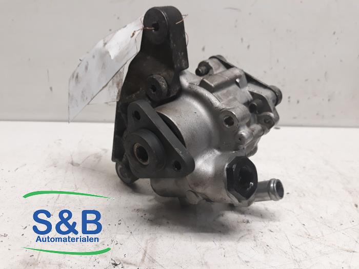 Gebruikte Servopomp BMW Mini (R50/53) 1.4 D One Prijs € 60,00 Margeregeling aangeboden door Schaap & Bron
