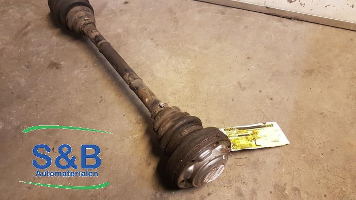 Gebruikte Aandrijfas links-achter BMW 1 serie (E87/87N) 118d 16V Prijs € 45,00 Margeregeling aangeboden door Schaap & Bron
