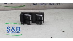 Gebruikte Raam schakelaar elektrisch Audi Q3 (8UB/8UG) 2.0 TDI 16V 140 Prijs € 20,00 Margeregeling aangeboden door Schaap & Bron