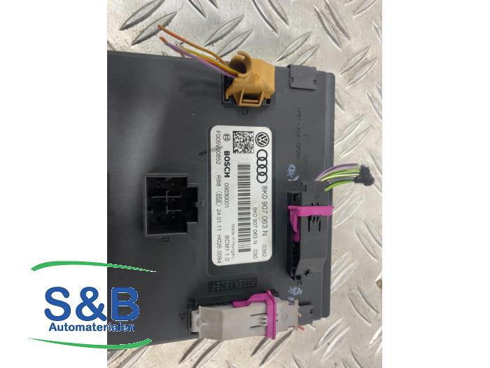 Boordcomputer van een Audi A5 Sportback (8TA) 2.0 TFSI 16V 2011