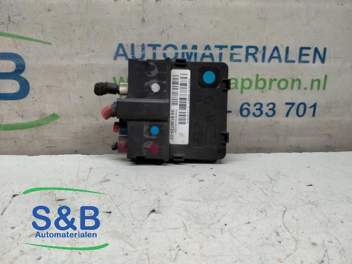 Gebruikte Stroomverdeler Mini Mini (R56) 1.6 16V Cooper S Prijs € 25,00 Margeregeling aangeboden door Schaap & Bron