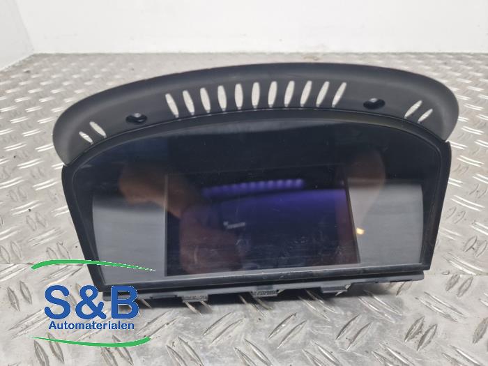 Gebruikte Head-up display BMW 3 serie (E90) 320d 16V Edition Fleet Prijs € 100,00 Margeregeling aangeboden door Schaap & Bron