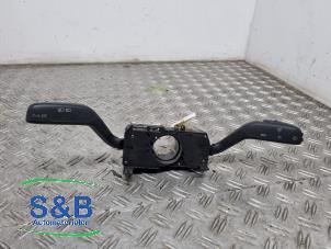 Gebruikte Combischakelaar Stuurkolom Seat Ibiza IV (6J5) 1.4 16V Prijs € 35,00 Margeregeling aangeboden door Schaap & Bron