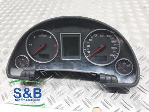 Gebruikte Cockpit Audi A4 Avant (B6) Prijs € 125,00 Margeregeling aangeboden door Schaap & Bron