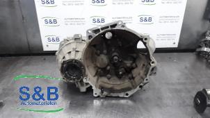 Gebruikte Versnellingsbak Volkswagen Golf VI (5K1) 2.0 TDI 16V Prijs € 500,00 Margeregeling aangeboden door Schaap & Bron