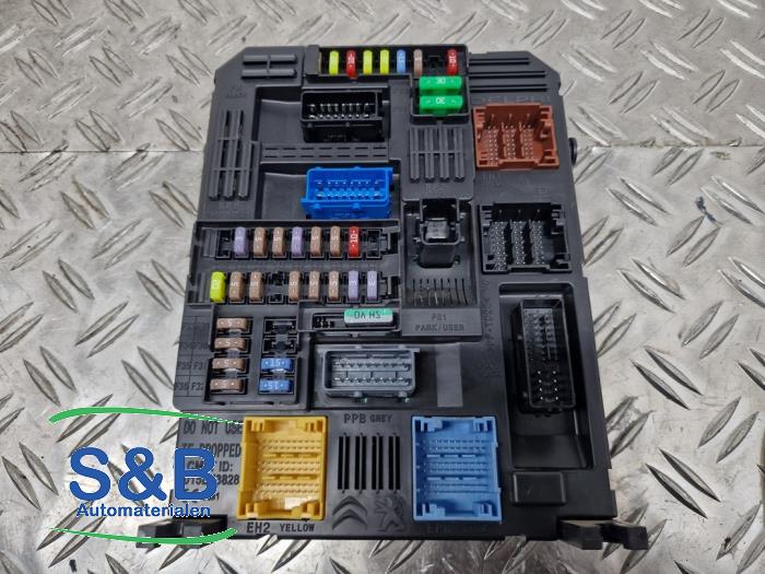 Gebruikte Computer Body Control Peugeot Expert (V1/VA/VB/VE/VF/VT/VY) 1.6 Blue HDi 95 16V Prijs € 75,00 Margeregeling aangeboden door Schaap & Bron