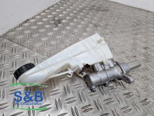 Gebruikte Hoofdremcilinder Peugeot Expert (V1/VA/VB/VE/VF/VT/VY) 1.6 Blue HDi 95 16V Prijs € 40,00 Margeregeling aangeboden door Schaap & Bron