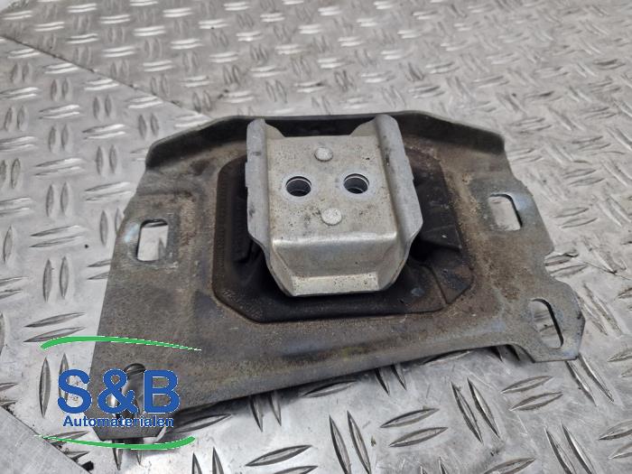 Gebruikte Motorrubber Peugeot Expert (V1/VA/VB/VE/VF/VT/VY) 1.6 Blue HDi 95 16V Prijs € 25,00 Margeregeling aangeboden door Schaap & Bron