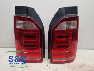 Gebruikte Achterlichtset links + rechts Volkswagen Transporter/Caravelle T6 2.0 TDI DRF 4Motion Prijs € 250,00 Margeregeling aangeboden door Schaap & Bron