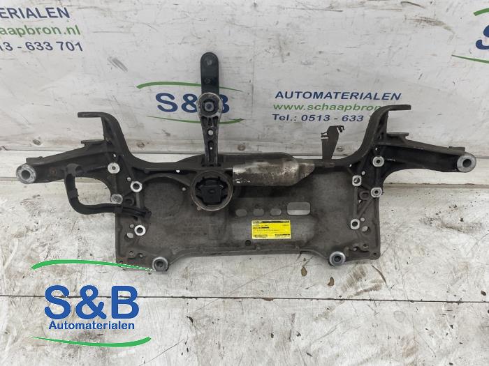 Subframe van een Volkswagen Passat Variant (3C5) 2.0 TFSI/TSI 16V 2006