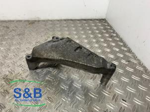 Gebruikte Motorrubber Volkswagen Multivan T5 (7E/7HC/7HF/7HM) 1.9 TDi Prijs € 35,00 Margeregeling aangeboden door Schaap & Bron